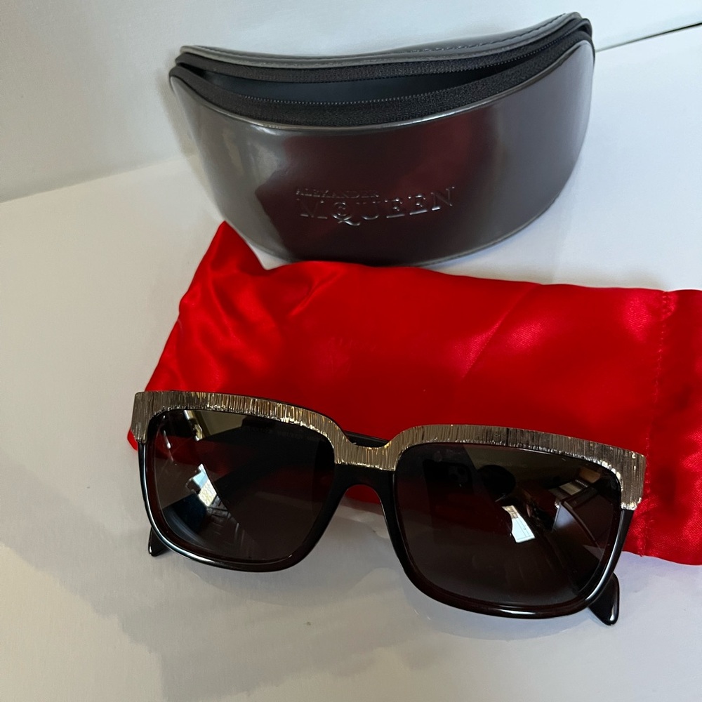 Alexander McQueen sun glasses